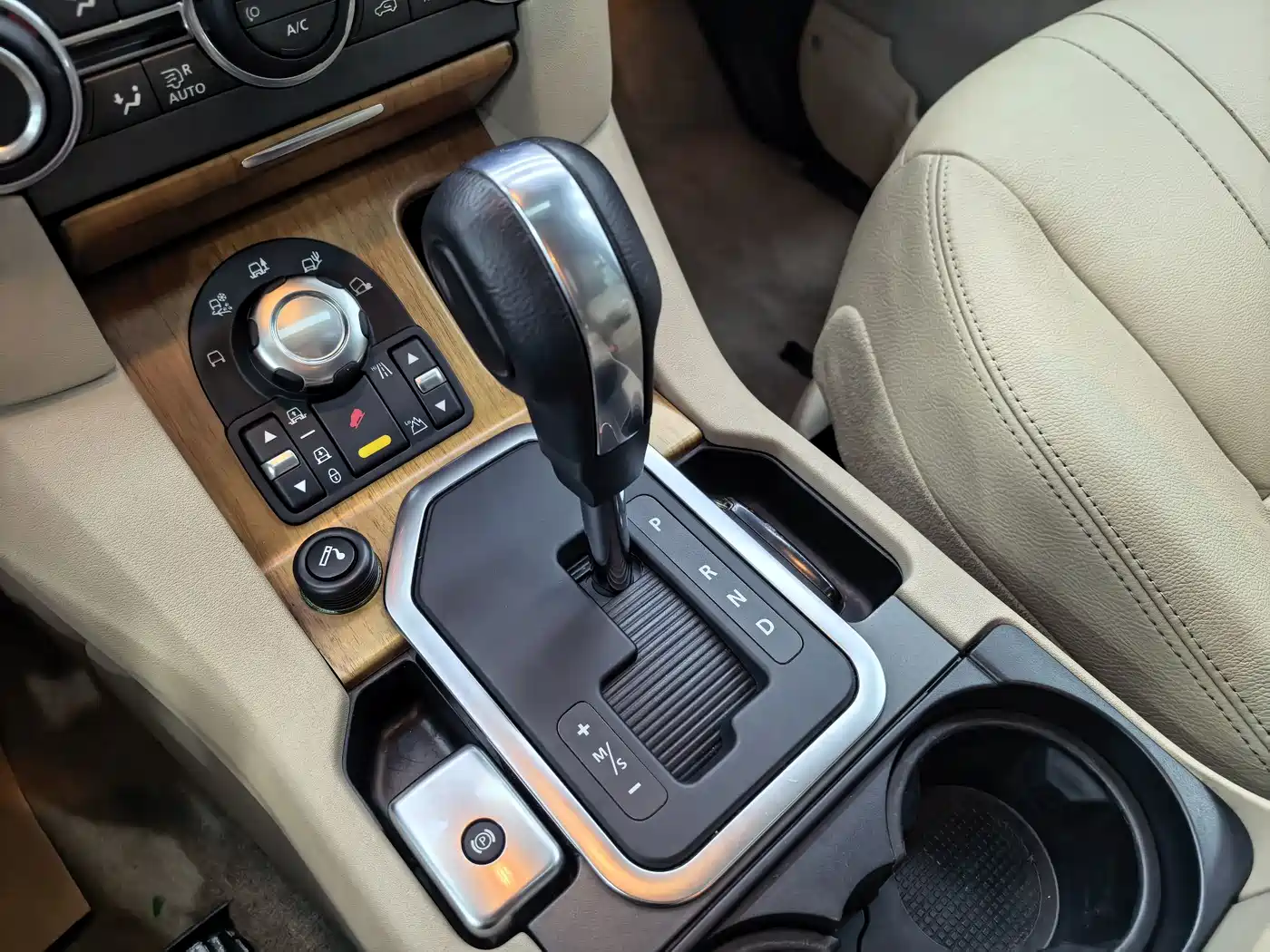 Land Rover Discovery 2012 2011 3.0 SDV6 HSE Diesel