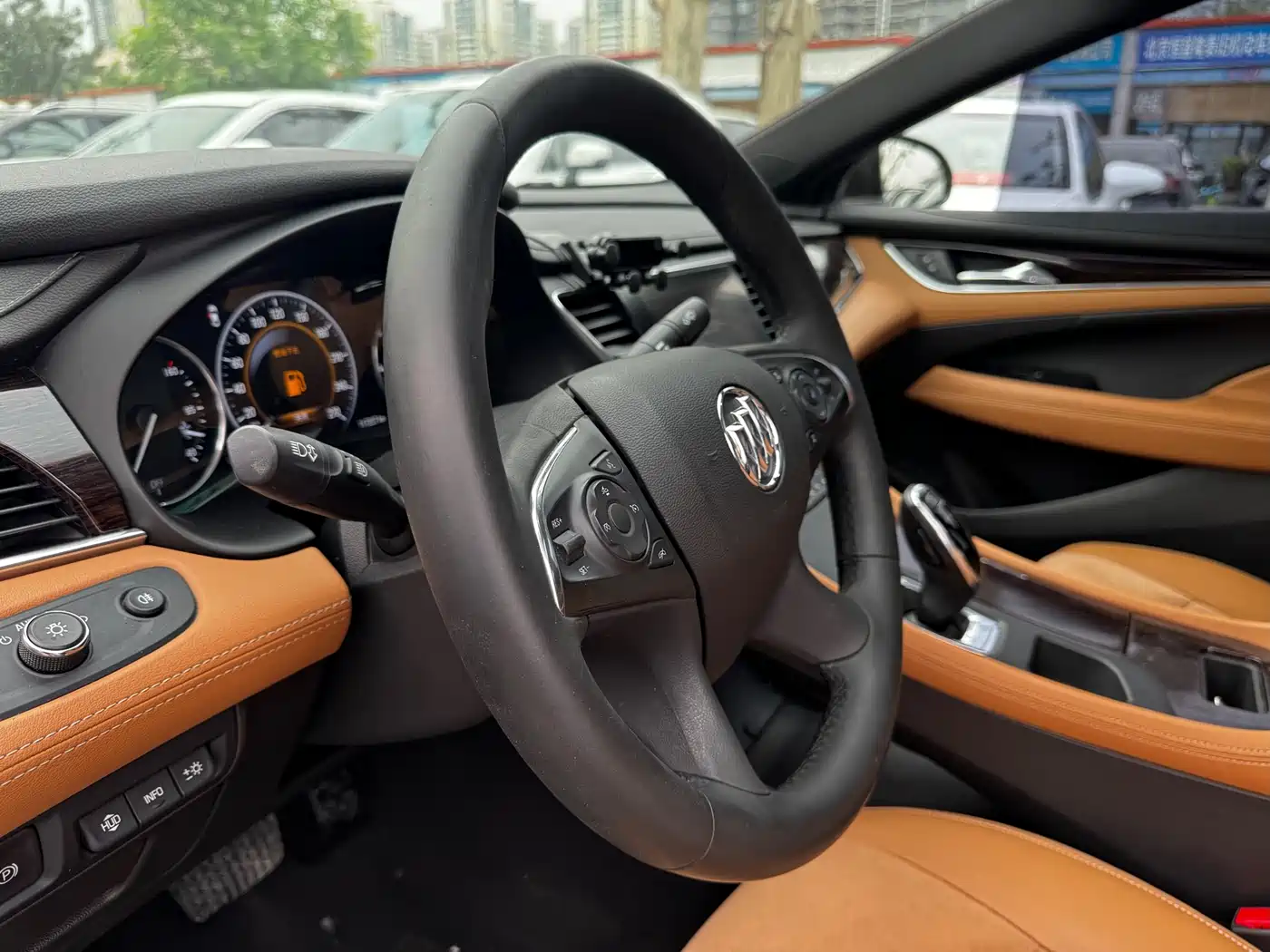 Buick LaCrosse 2016 Model 28T Luxury фото 12
