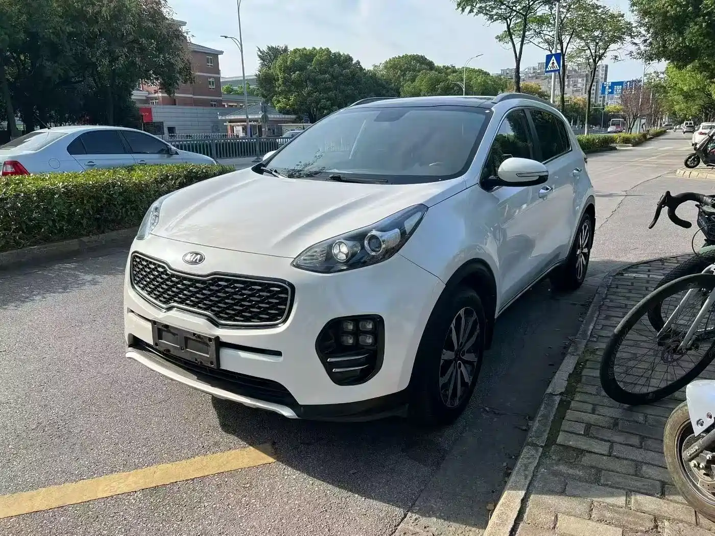 Photo 1 - Kia KX5