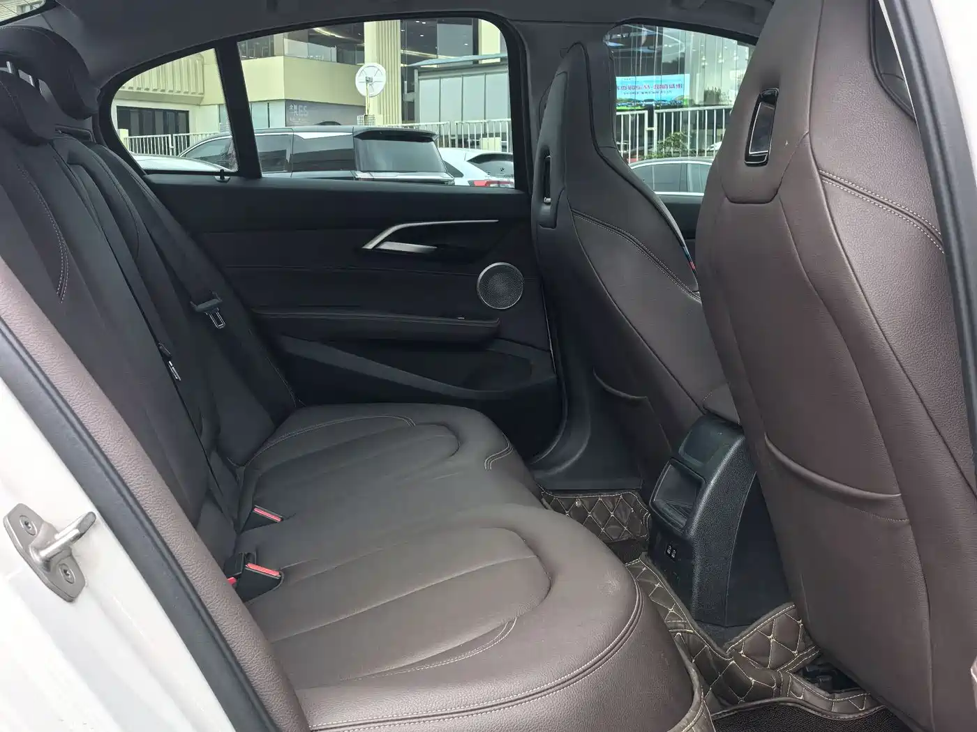 BMW 1 Series 2021 Facelift 125i M Sport Shadow Edition фото 15