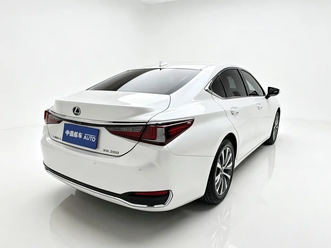 Lexus ES 2020 200 Excellence фото 2