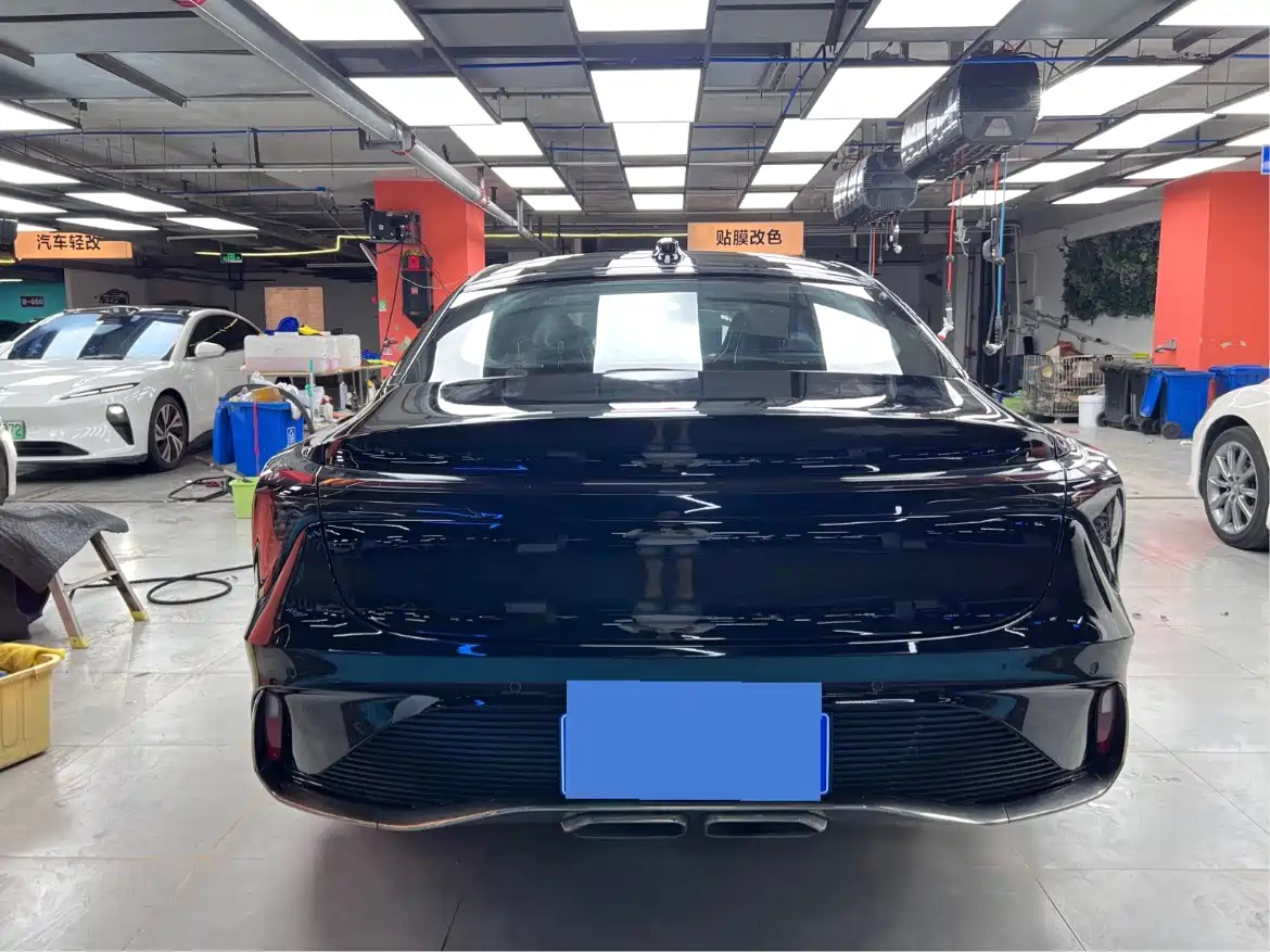 Hongqi H6 2025 2025 Model 2.0T Fashion Edition