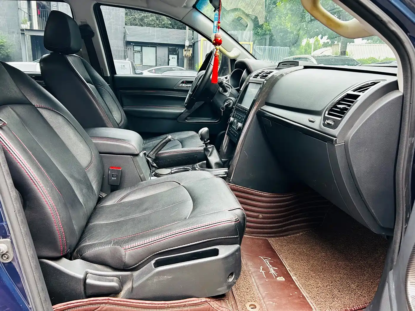 Huanghai N3 2019 2019 2.4T Manual 4WD Premium Edition China VI 4K22D4T