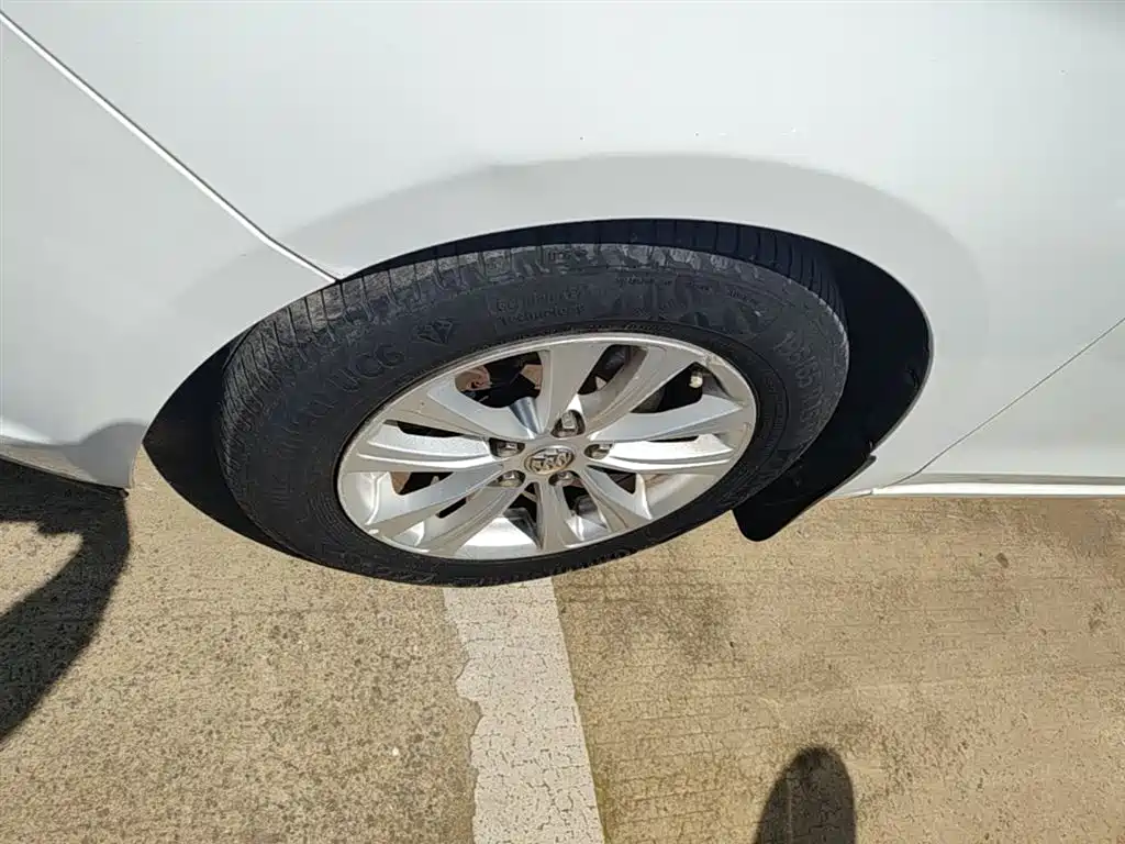 Buick Excelle 2015 15N Automatic Progressive фото 23