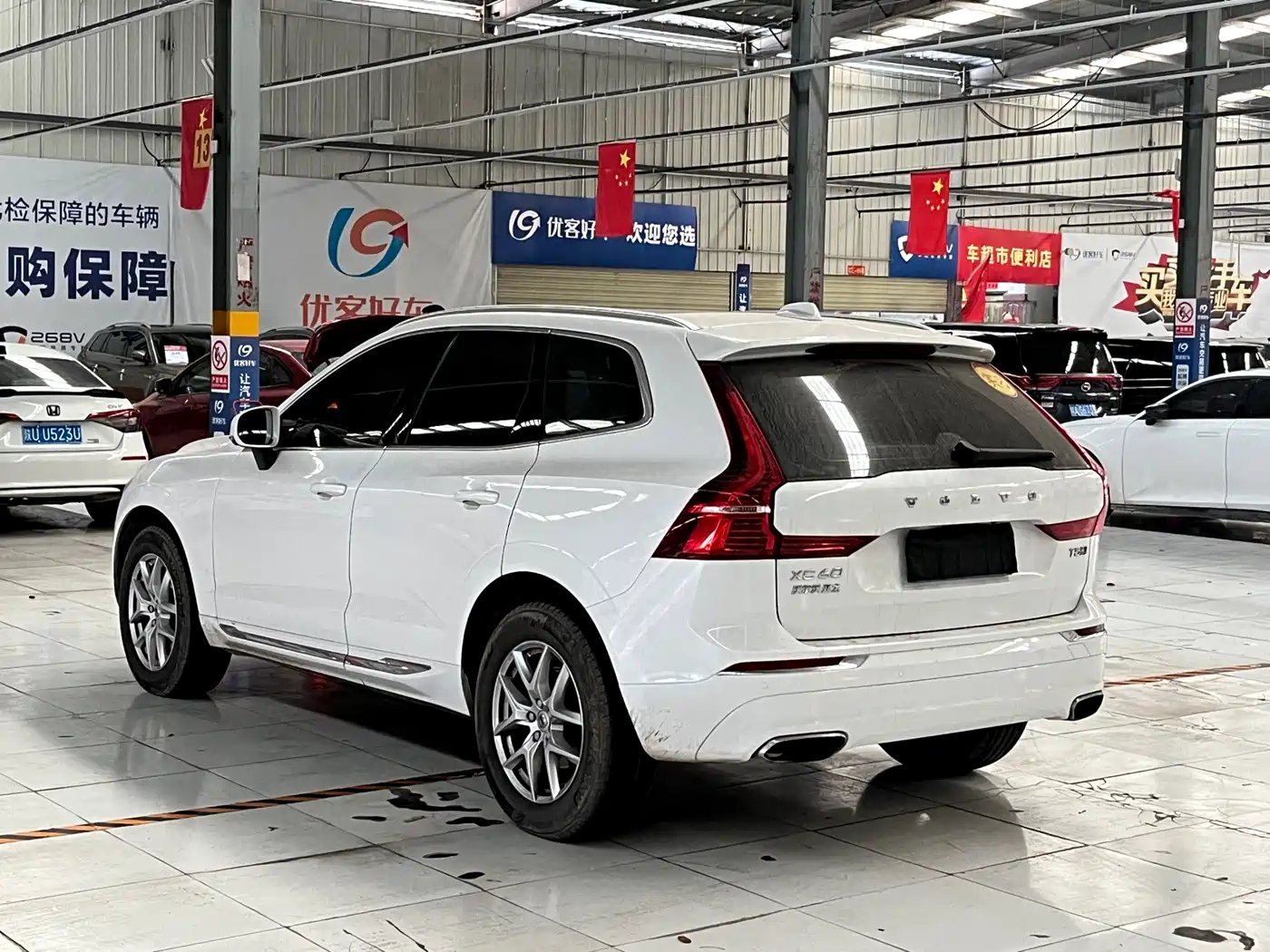 VOLVO XC60