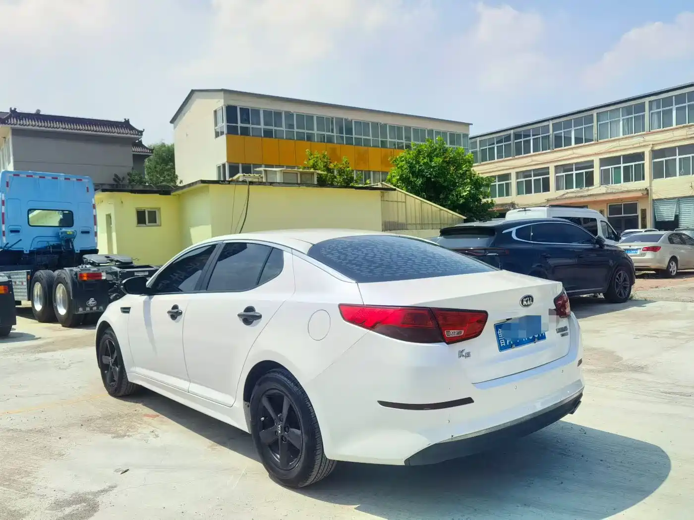 Фото 6 - Kia K5