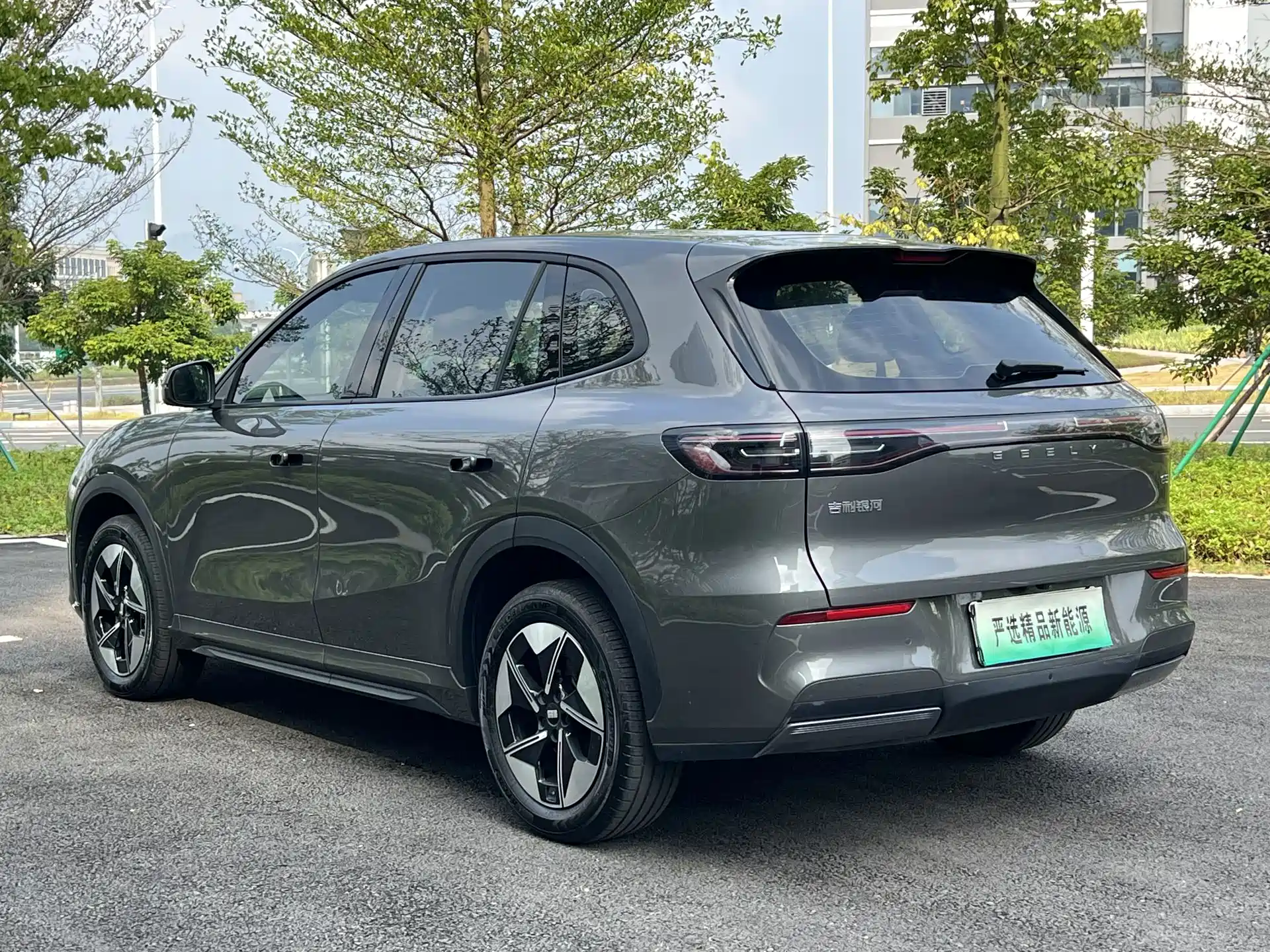 Фото 6 - Geely Galaxy Galaxy E5