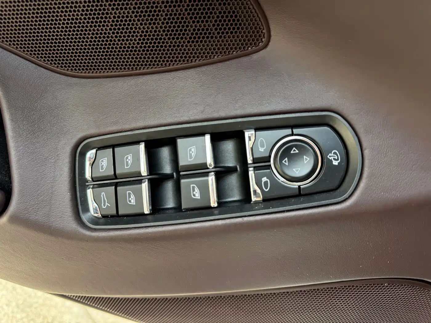 Porsche Panamera 2014 Panamera 3.0T фото 7