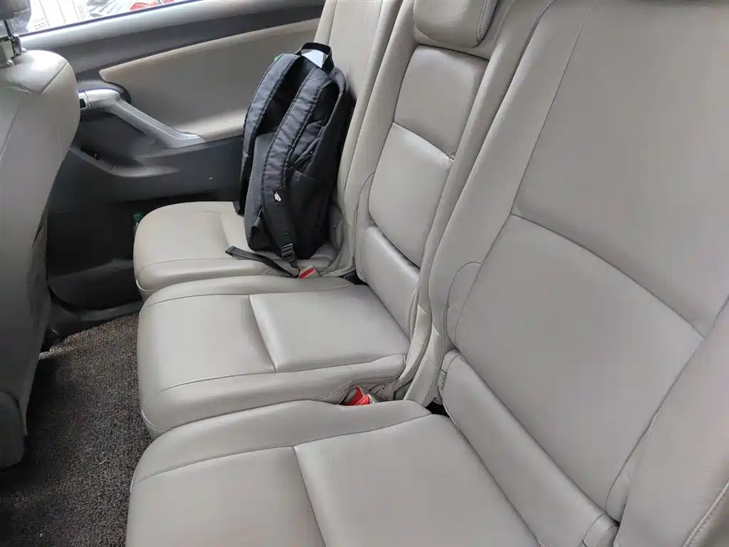 Toyota E'Z 2014 Starlight 180G CVT Luxury Multi-function Edition фото 15