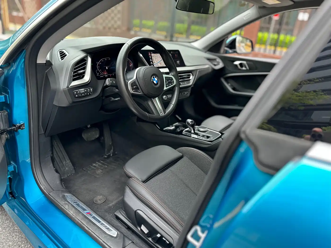 BMW 2 Series (Import) 2023 225i 4-Door Coupe M Sport Package фото 10