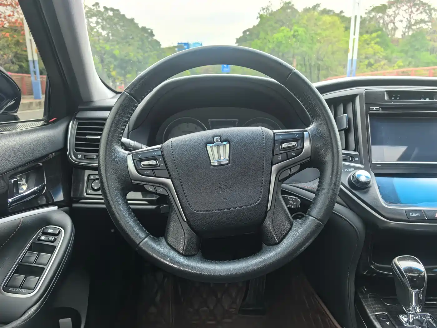 Toyota Crown 2015 2.0T Fashion фото 16