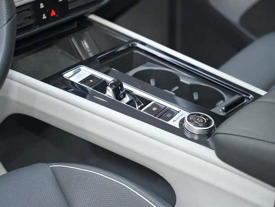 Volkswagen Teramont 2023 Facelift 380TSI AWD Prestige Luxury фото 15