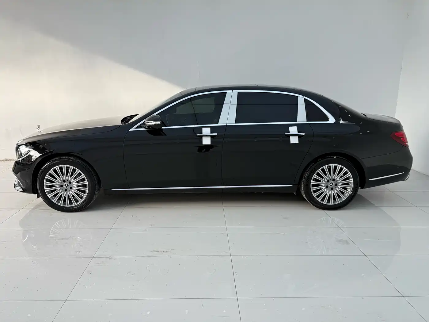 Mercedes-Benz E-Class 2020 E 300 L Fashion фото 4