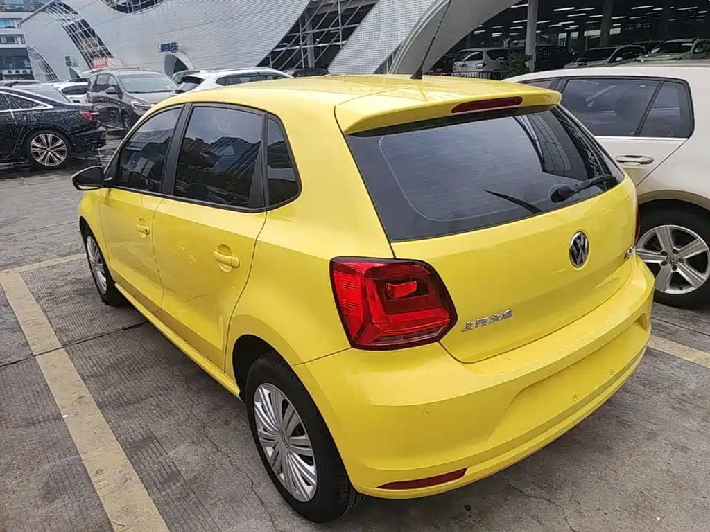 Volkswagen Polo 2018 1.5L Auto Comfort фото 5