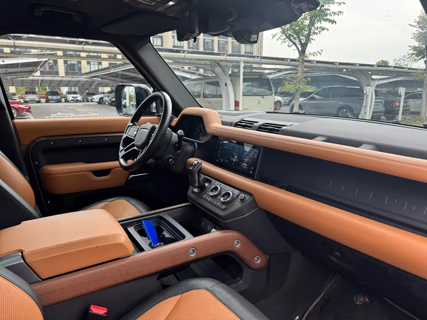 Land Rover Defender 2020 Model 110 P400 X фото 18