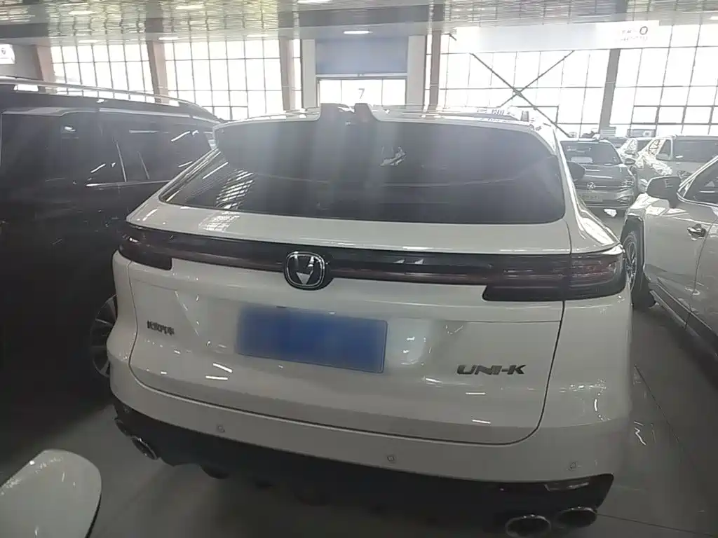 Changan UNI-K 2024 2024 2.0T FWD Global Edition
