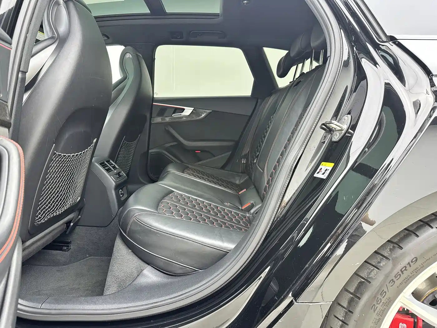 Audi RS 4 2019 RS 4 2.9T Avant фото 8