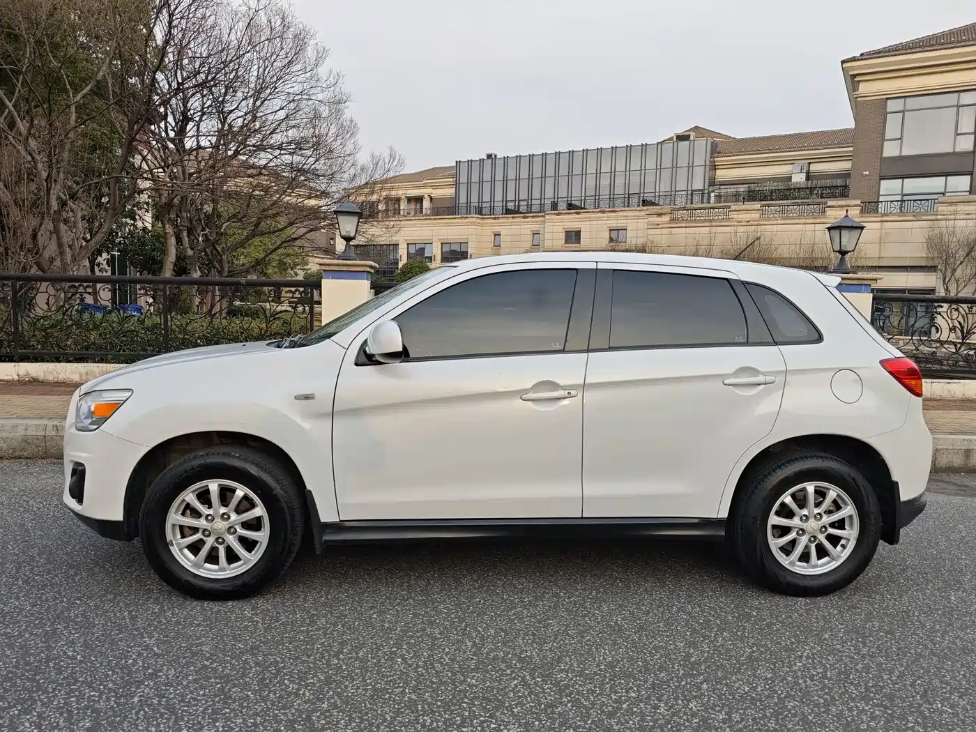 Mitsubishi ASX 2015 2.0L CVT 2WD Elite Edition фото 4