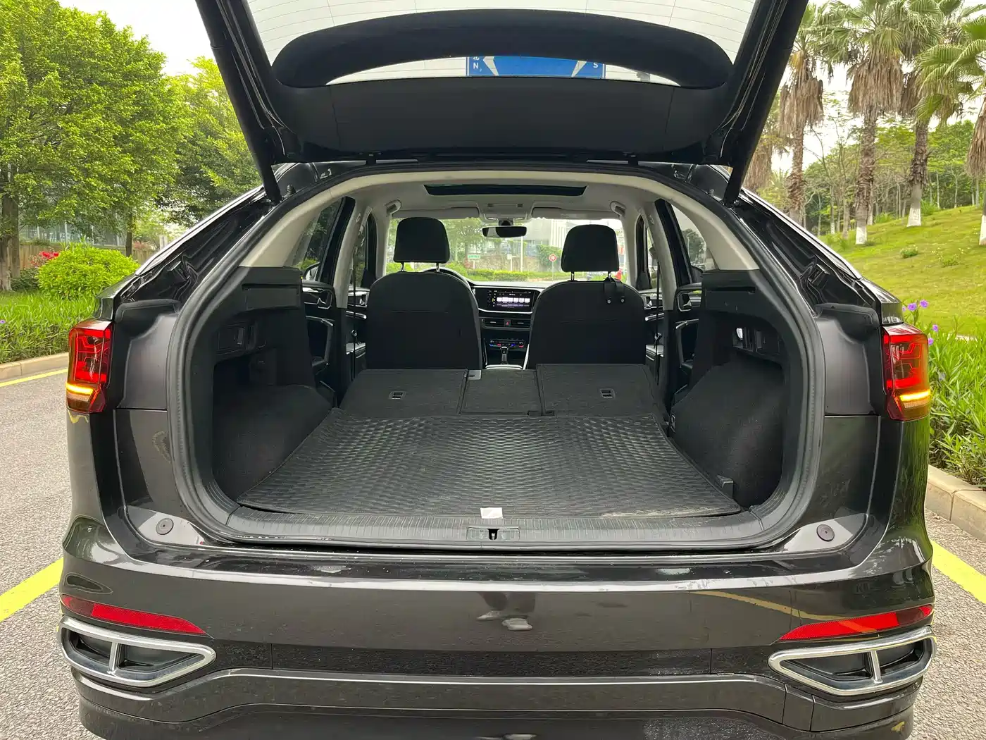 Volkswagen Tayron X 2020 330TSI 2WD Premium Smart Edition фото 6
