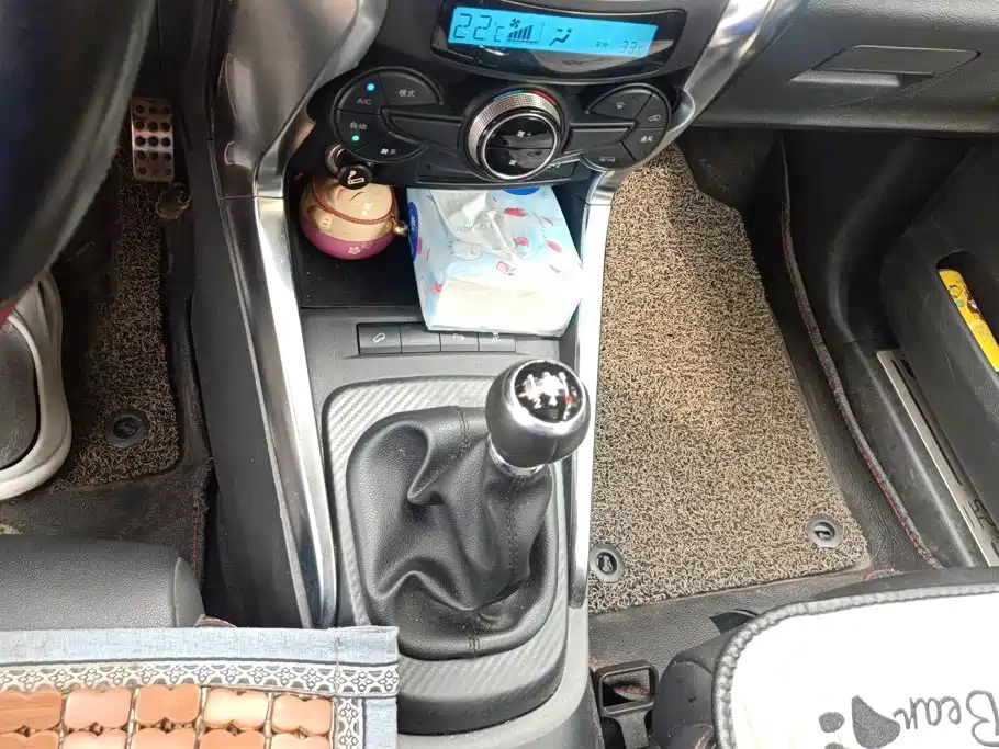 BYD Yuan 2016 2016 1.5L Manual Honor Type