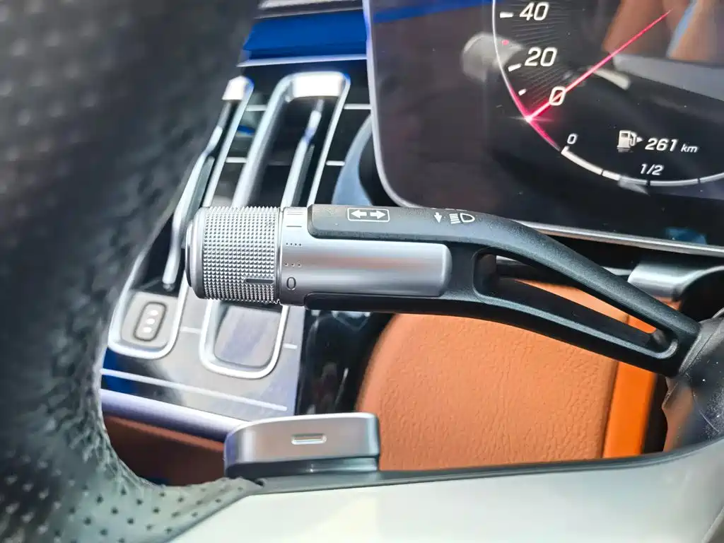 Photo 29 - Mercedes-Benz S-Class