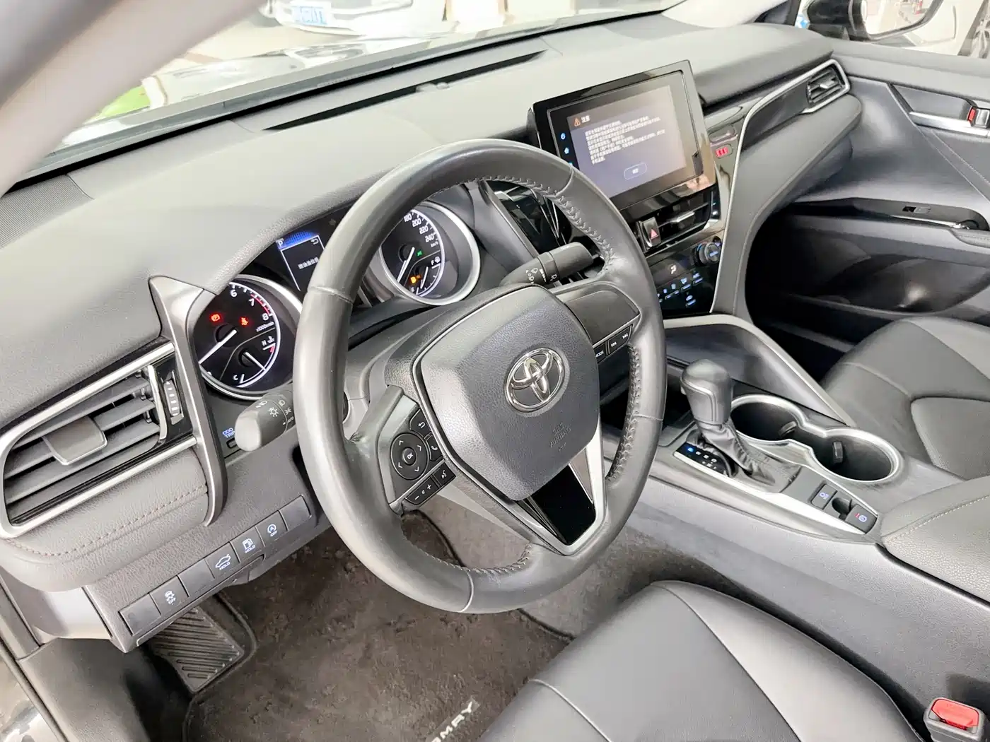 Toyota Camry 2022 2.0GVP Leading Edition фото 8