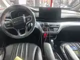 Фото 5 - Roewe iMAX8
