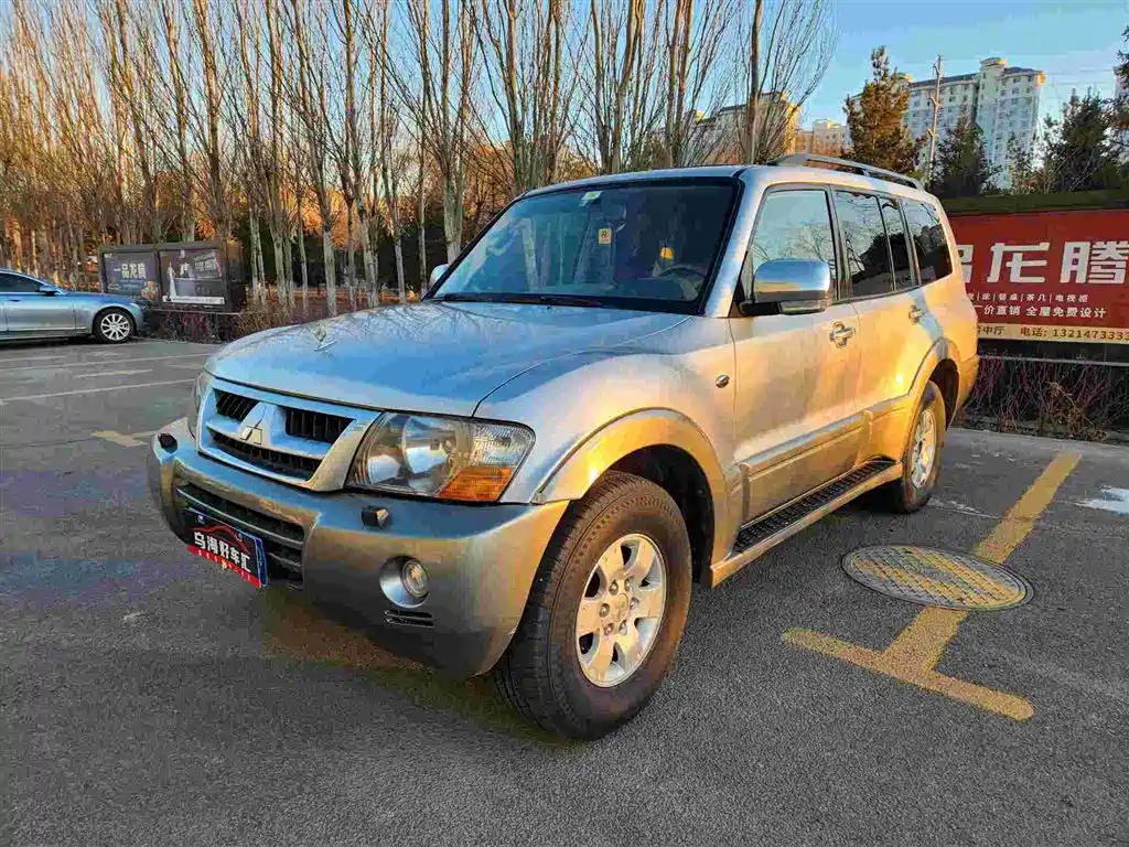 Mitsubishi Pajero 2008 V73 3.0L GLS NAVI