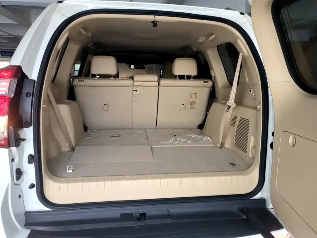 Toyota Prado 2015 2.7L Automatic Luxury фото 19