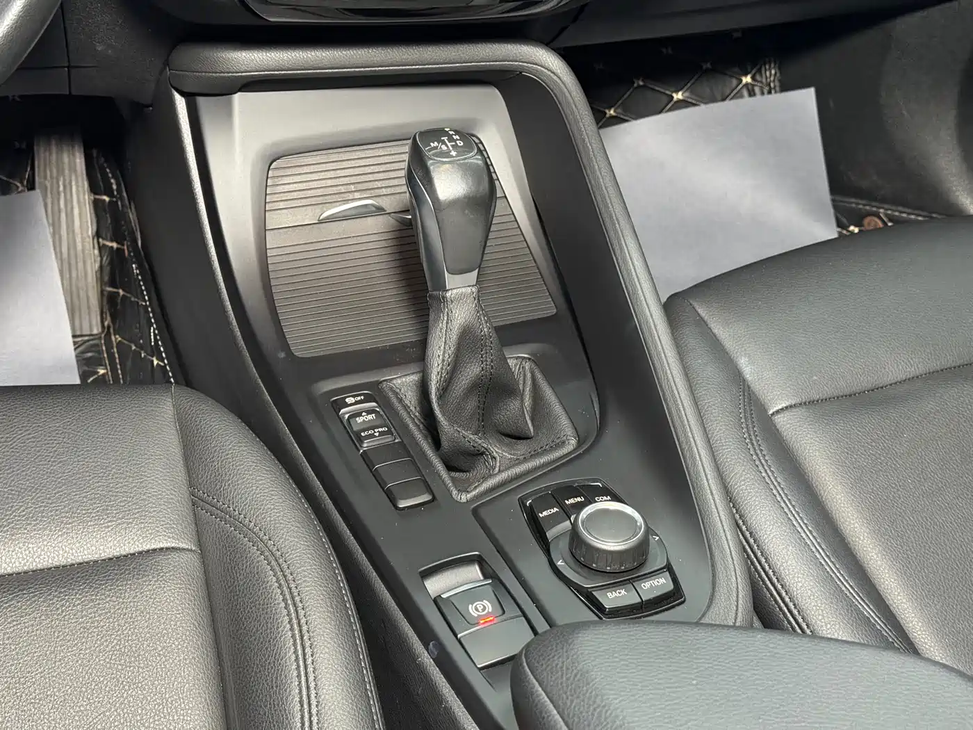 BMW X1 2019 sDrive20Li Leading Model фото 15