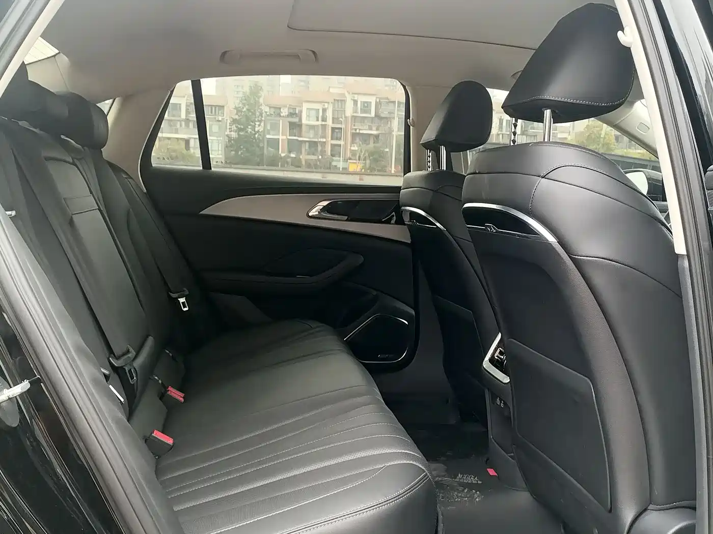 Hongqi H5 2023 1.5T DCT Smart Connect Flag Rhythm фото 6