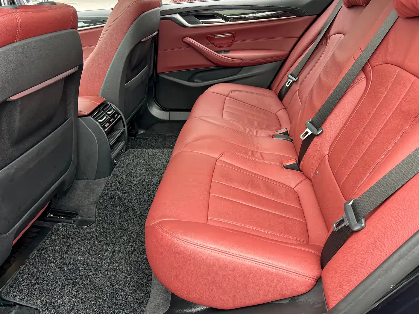 BMW 5 Series 2020 530Li Leading M Sport Package фото 10