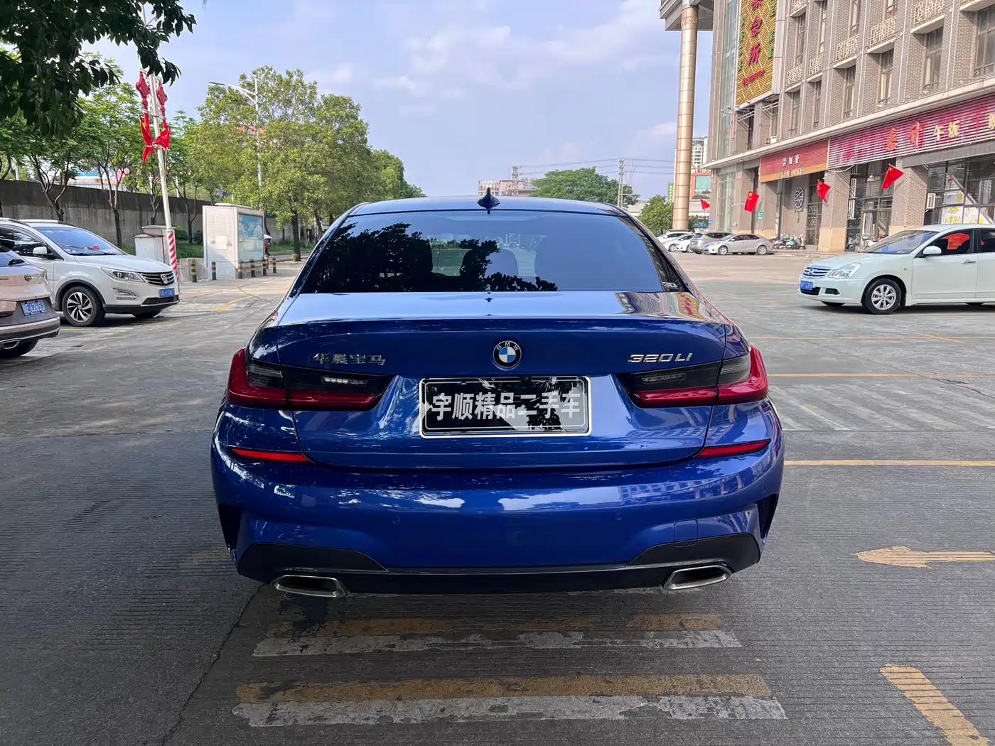 BMW 3 Series 2021 320Li M Sport Package фото 5
