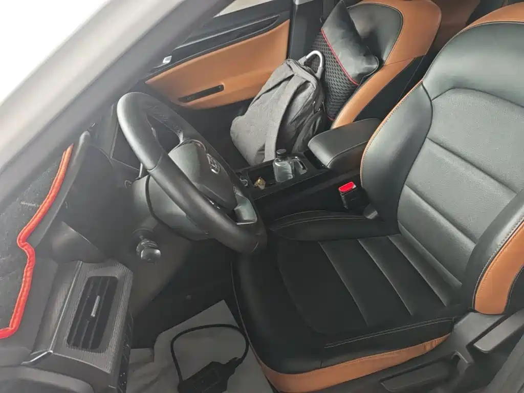 Photo 11 - Geely Emgrand GL