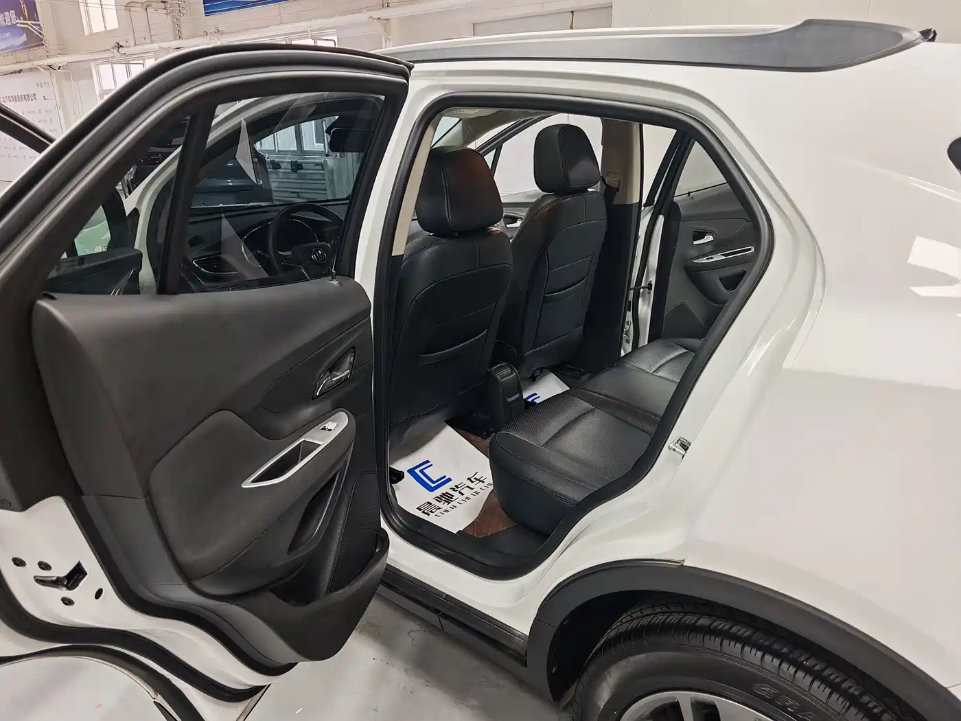 Buick Encore 2019 2018 18T Automatic 2WD Urban Leading