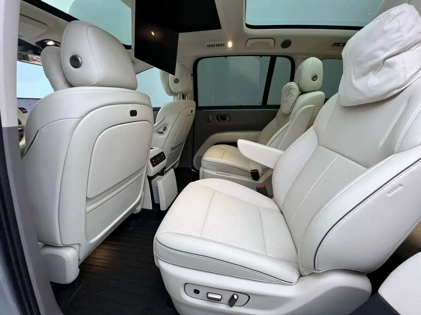 Li Auto Li i8 2025 2025 Standard Edition