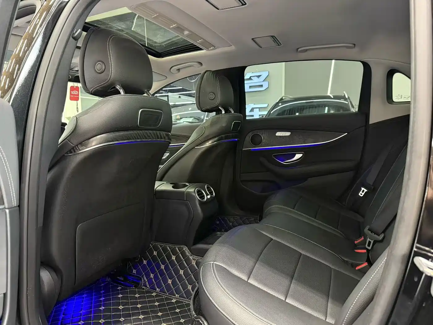 Mercedes-Benz E-Class 2016 E 300 L Sport Fashion Type фото 8