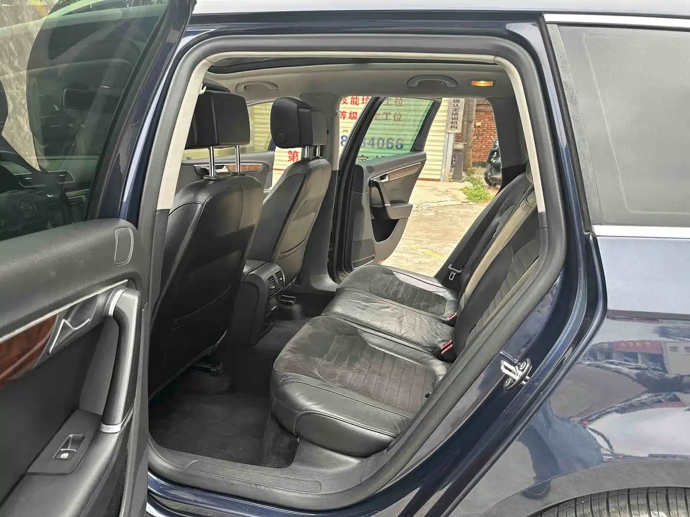 Volkswagen Magotan (Import) 2012 Wagon 2.0TSI Comfort фото 10