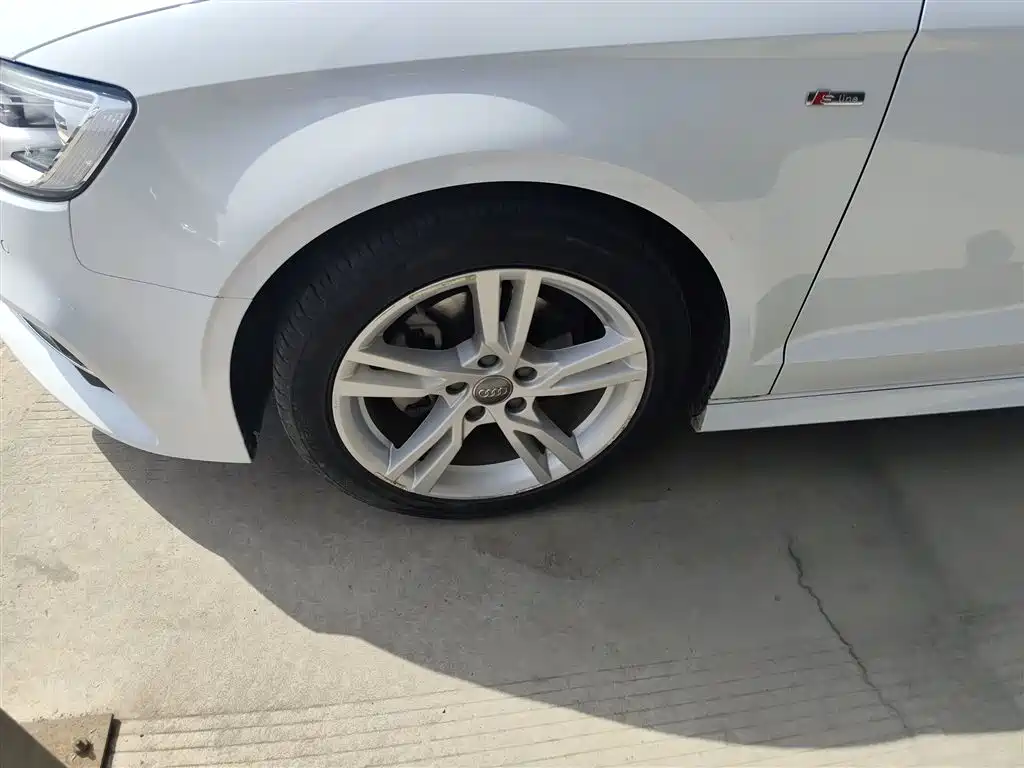 Фото 25 - Audi A3