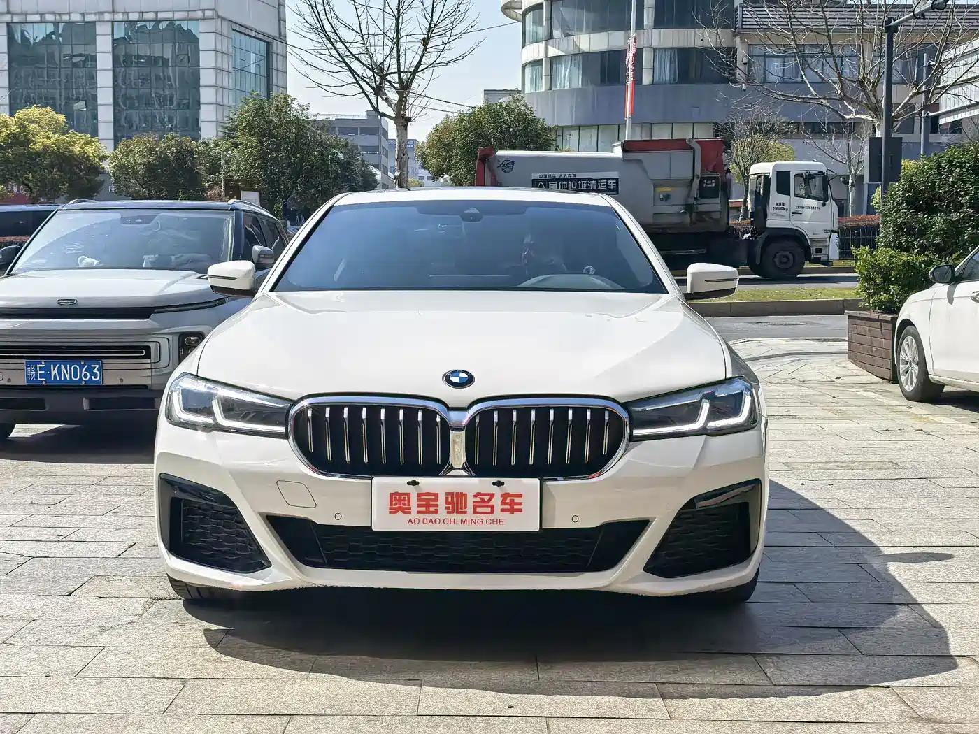 BMW 5 SERIES
