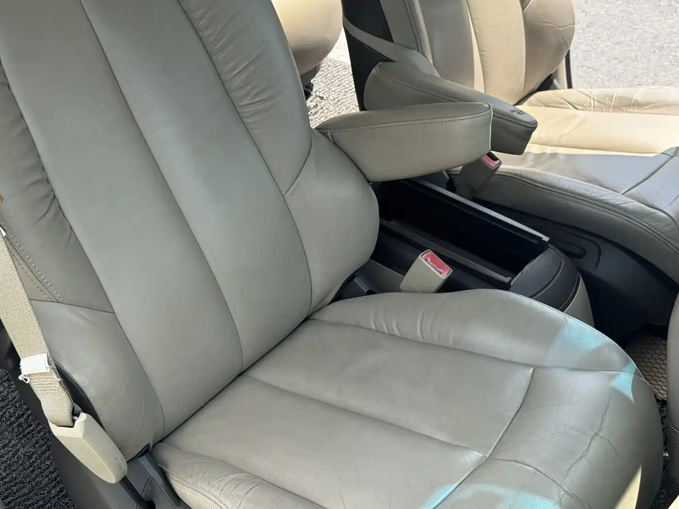 Buick GL8 2011 3.0L GT Luxury Business Elegance Edition фото 19