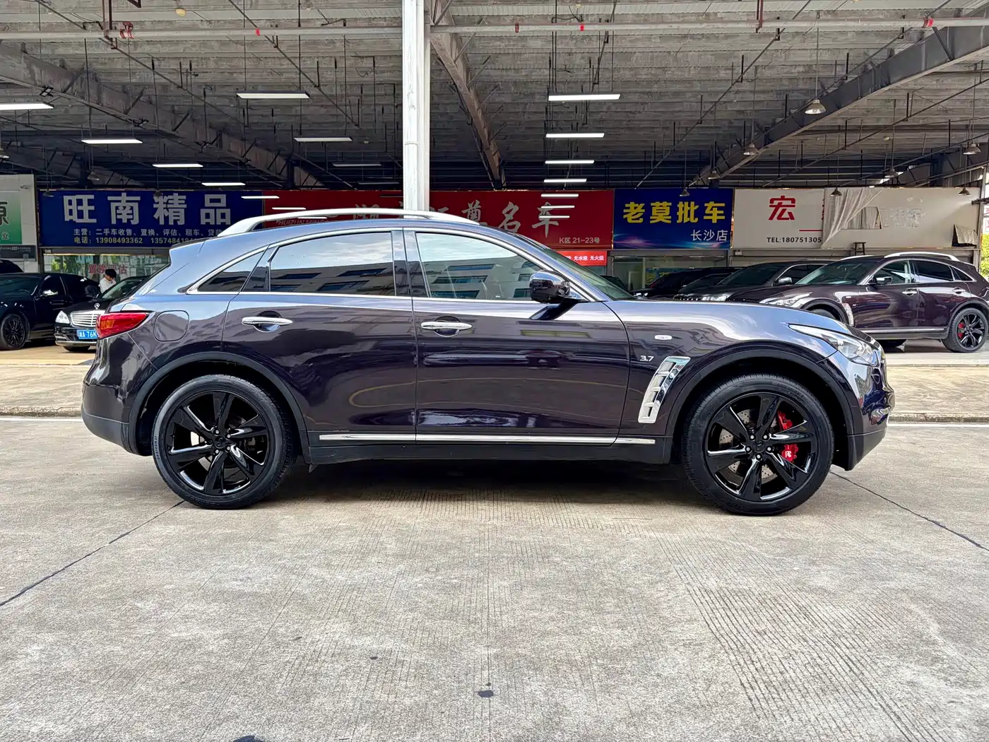 Infiniti QX70 2014 2013 3.7L Standard Edition