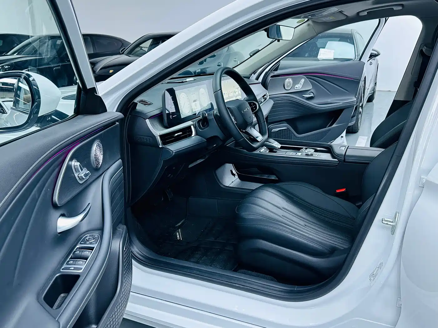 CHERY FENGYUN FENGYUN A8