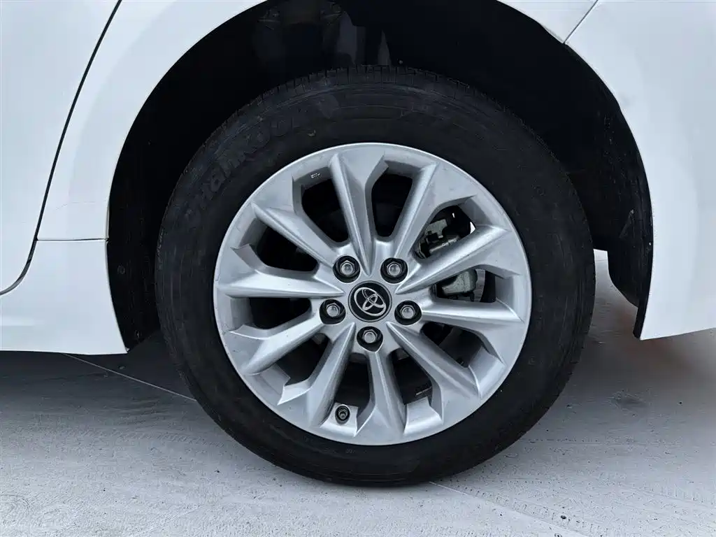 Toyota Corolla 2021 1.2T S-CVT Elite PLUS Edition фото 23