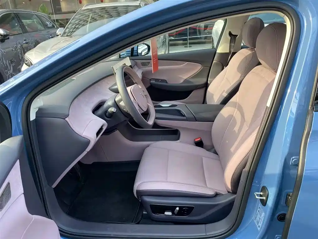 Hongqi HONGQI TIANGONG 05