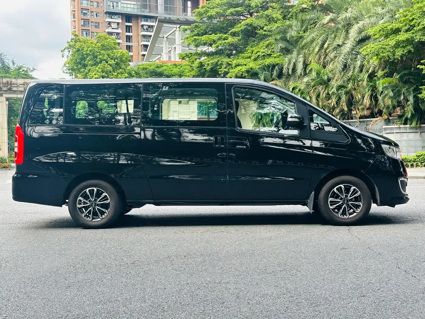 Фото 6 - JAC Refine M3