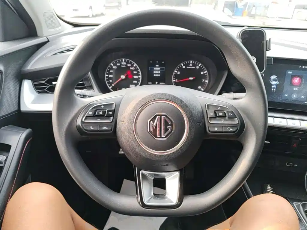 Фото 11 - MG MG5