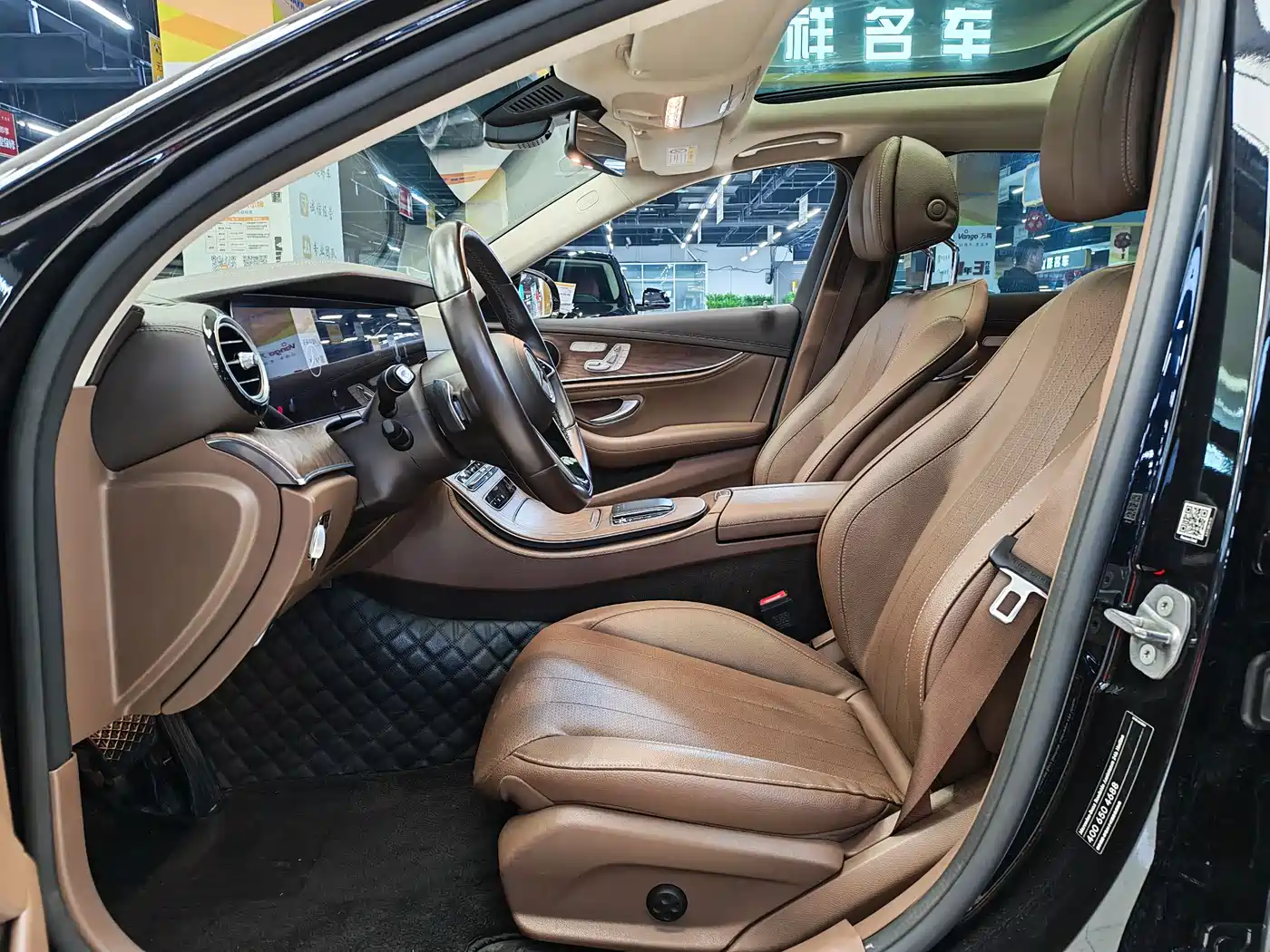 Mercedes-Benz E-Class 2023 E 300 L Fashion фото 9