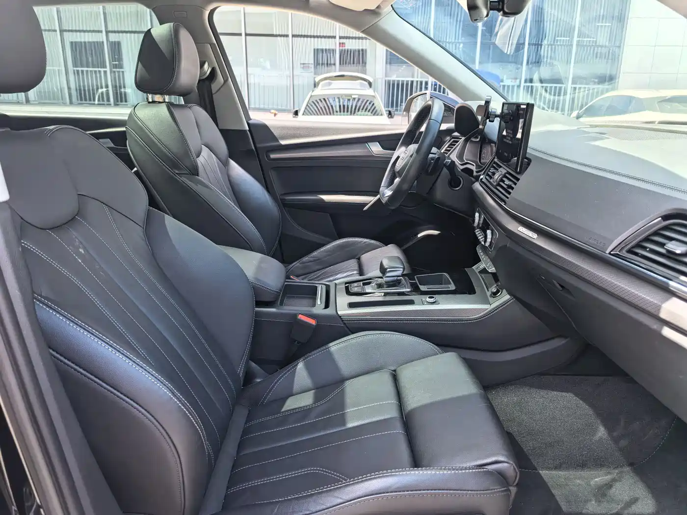 Audi Q5L 2022 40T Luxury Dynamic фото 15