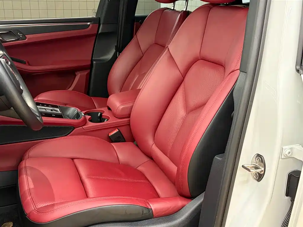 Porsche Macan 2024 Macan 2.0T фото 12
